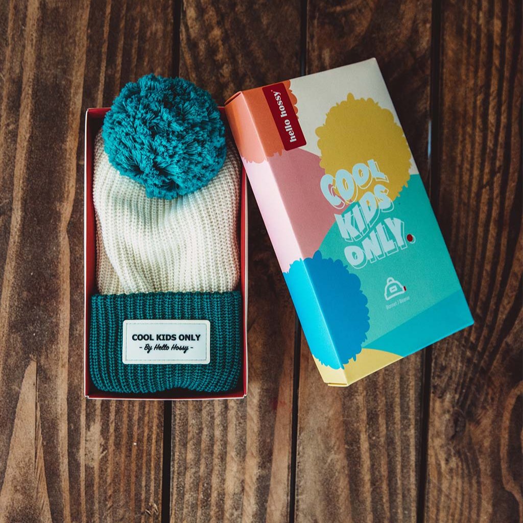 muts met pompom hope hello hossy beige groen